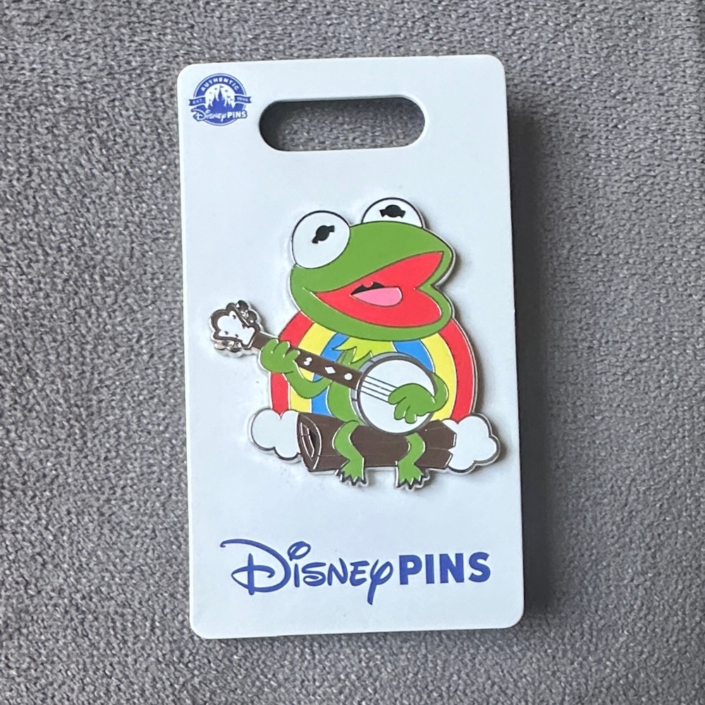 Kermit the frog pin